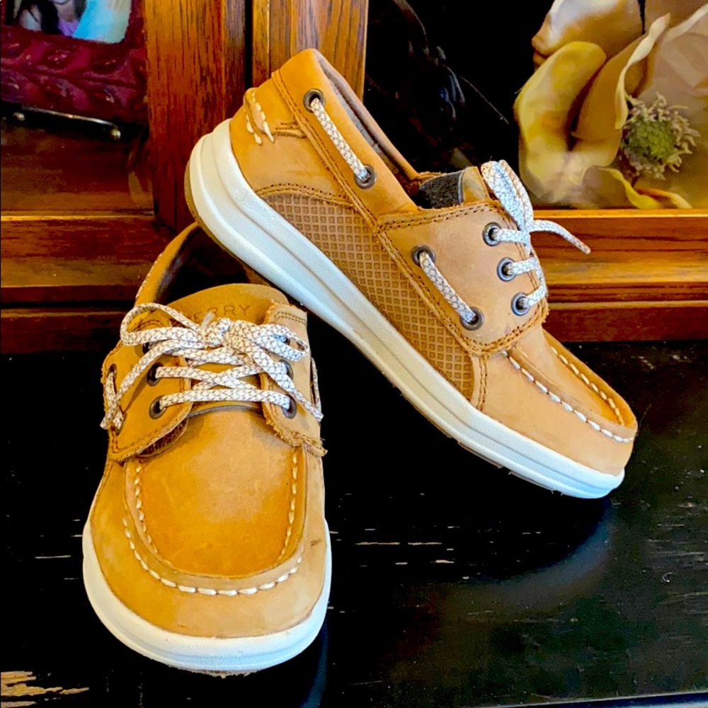 Kids sperrys